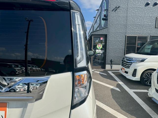 ルーミー カスタムG-T スマートアシスト ディスプレイオーディオ ETC2.0 前後ドラレコ 純正15インチアルミホイール 両側電動スライドドア GRエアロ バックカメラ LEDヘッドランプ フロントフォグランプ(60枚目)