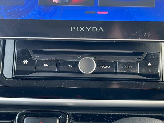 ムーヴキャンバス Ｘブラックインテリアリミテッド　ＳＡＩＩＩ　全周囲カメラ　ワンオーナー　禁煙車　両側電動スライドドア　フルセグＴＶ　レーンアシスト　１０インチＤオーディオ　スマートキー　ベンチシート　純正１４インチアルミホイール　フロントフォグランプ（7枚目）