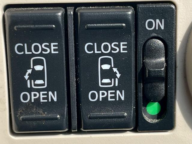 ムーヴキャンバス Ｘブラックインテリアリミテッド　ＳＡＩＩＩ　全周囲カメラ　ワンオーナー　禁煙車　両側電動スライドドア　フルセグＴＶ　レーンアシスト　１０インチＤオーディオ　スマートキー　ベンチシート　純正１４インチアルミホイール　フロントフォグランプ（8枚目）