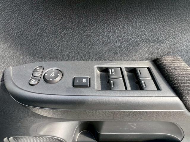 Ｎ－ＷＧＮカスタム Ｌ・ターボホンダセンシング　バックカメラ　純正ナビ　禁煙車　シートヒーター　レーダークルーズコントロール　障害物センサー　レーンアシスト　横滑り防止　スマートキー　フォグランプ　純正１５インチアルミホイール　定期点検記録簿（43枚目）