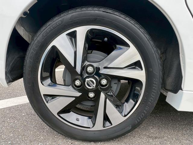 ルークス ハイウェイスター Gターボプロパイロットエディション 全周囲カメラ 両側電動スライドドア 禁煙車 レーダークルーズコントロール ドラレコ ETC フルセグTV 純正9インチナビ フラットシート ベンチシート LEDヘッドランプ 純正アルミホイール(32枚目)