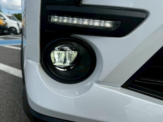 ライズ Z 禁煙車 フルセグTV 純正9インチナビ Bluetooth シートヒーター LEDヘッドランプ フロントフォグランプ 純正17インチアルミホイール レーダークルーズコントロール 前後ドラレコ ETC(10枚目)