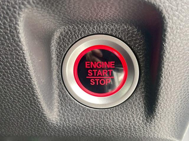 Ｎ－ＷＧＮカスタム Ｌ・ターボホンダセンシング　禁煙車　パドルシフト　レーダークルーズコントロール　障害物センサー　レーンアシスト　ドラレコ　ＥＴＣ　フルセグＴＶ　スマートキー　ＬＥＤヘッドランプ　フロントフォグランプ　純正アルミ（12枚目）