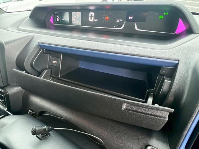 タント カスタムＲＳスタイルセレクション　両側パワースライドドア　クルーズコントロール　シートヒーター　ＥＴＣ　ドライブレコーダー　バックカメラ　フルセグＴＶ　バックカメラ　サイドバイザー　オートライト　禁煙車　純正ＡＷ　フロントフォグランプ（35枚目）