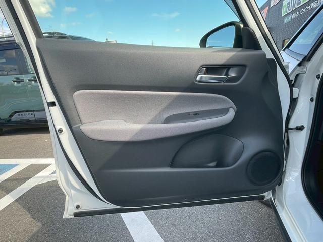 フィット e:HEVクロスター 障害物センサー 禁煙車 レーンアシスト レーダークルーズコントロール 前後ドラレコ ETC 9インチナビ スマートキー フラットシート LEDヘッドランプ 純正16インチアルミホイール バックカメラ(13枚目)