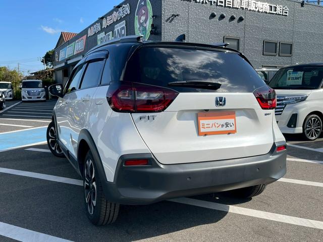 フィット e:HEVクロスター 障害物センサー 禁煙車 レーンアシスト レーダークルーズコントロール 前後ドラレコ ETC 9インチナビ スマートキー フラットシート LEDヘッドランプ 純正16インチアルミホイール バックカメラ(47枚目)
