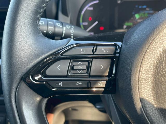 ヤリスクロス ハイブリッドＺ　全周囲カメラ　モデリスタエアロ　禁煙車　フルセグＴＶ　レーダークルーズコントロール　シートヒーター　前後ドラレコ　ＥＴＣ　スマートキー　ハーフレザー　パワーシート　フラットシート　１８インチアルミ（12枚目）