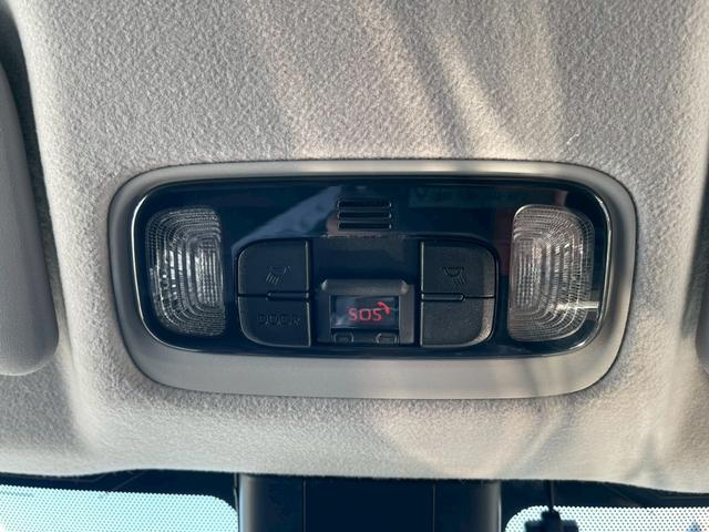 ヤリスクロス ハイブリッドＺ　全周囲カメラ　モデリスタエアロ　禁煙車　フルセグＴＶ　レーダークルーズコントロール　シートヒーター　前後ドラレコ　ＥＴＣ　スマートキー　ハーフレザー　パワーシート　フラットシート　１８インチアルミ（14枚目）