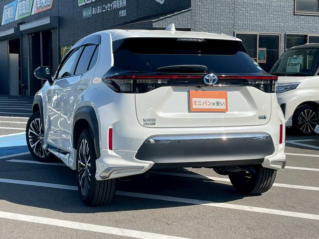 ヤリスクロス ハイブリッドＺ　全周囲カメラ　モデリスタエアロ　禁煙車　フルセグＴＶ　レーダークルーズコントロール　シートヒーター　前後ドラレコ　ＥＴＣ　スマートキー　ハーフレザー　パワーシート　フラットシート　１８インチアルミ（40枚目）