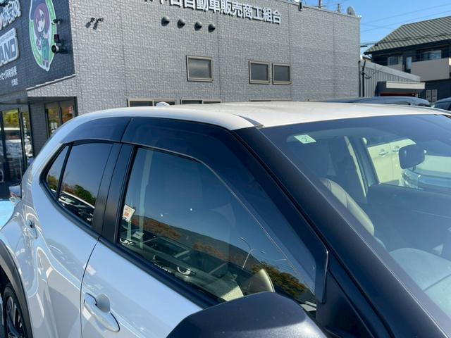 ヤリスクロス ハイブリッドＺ　全周囲カメラ　モデリスタエアロ　禁煙車　フルセグＴＶ　レーダークルーズコントロール　シートヒーター　前後ドラレコ　ＥＴＣ　スマートキー　ハーフレザー　パワーシート　フラットシート　１８インチアルミ（44枚目）