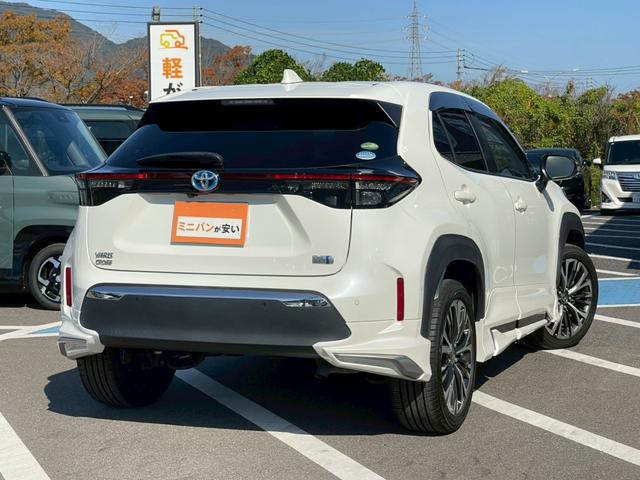 ヤリスクロス ハイブリッドＺ　全周囲カメラ　モデリスタエアロ　禁煙車　フルセグＴＶ　レーダークルーズコントロール　シートヒーター　前後ドラレコ　ＥＴＣ　スマートキー　ハーフレザー　パワーシート　フラットシート　１８インチアルミ（72枚目）