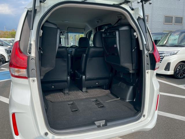 フリードハイブリッド ハイブリッド・Ｇホンダセンシング　禁煙　純正９インチナビ　　前後ドラレコ　フルセグＴＶ　レーダークルーズコントロール　　バックカメラ　ＥＴＣクリアランスソナー　　スマートキー　３列シート　両側電動スライドドア　ワンオーナ－（27枚目）