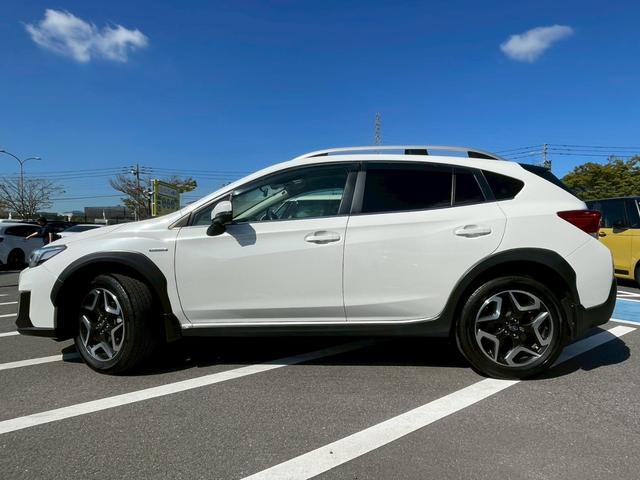 ＸＶ ２．０ｅ－Ｓ　アイサイト　禁煙車　パワーシート　レーダークルーズコントロール　障害物センサー　オートライト　ドラレコ　ＥＴＣ　８インチナビ　スマートキー　ハーフレザー　　純正１８インチアルミ　バックカメラ　フルセグＴＶ（2枚目）