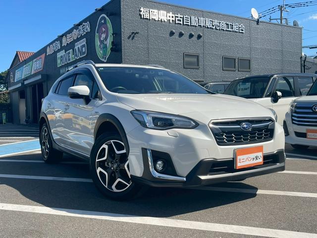 ＸＶ ２．０ｅ－Ｓ　アイサイト　禁煙車　パワーシート　レーダークルーズコントロール　障害物センサー　オートライト　ドラレコ　ＥＴＣ　８インチナビ　スマートキー　ハーフレザー　　純正１８インチアルミ　バックカメラ　フルセグＴＶ（9枚目）