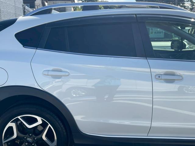 ＸＶ ２．０ｅ－Ｓ　アイサイト　禁煙車　パワーシート　レーダークルーズコントロール　障害物センサー　オートライト　ドラレコ　ＥＴＣ　８インチナビ　スマートキー　ハーフレザー　　純正１８インチアルミ　バックカメラ　フルセグＴＶ（11枚目）