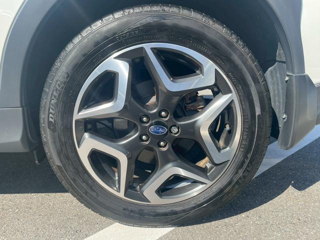 ＸＶ ２．０ｅ－Ｓ　アイサイト　禁煙車　パワーシート　レーダークルーズコントロール　障害物センサー　オートライト　ドラレコ　ＥＴＣ　８インチナビ　スマートキー　ハーフレザー　　純正１８インチアルミ　バックカメラ　フルセグＴＶ（25枚目）