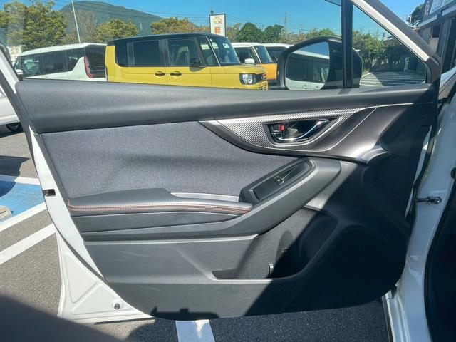 ＸＶ ２．０ｅ－Ｓ　アイサイト　禁煙車　パワーシート　レーダークルーズコントロール　障害物センサー　オートライト　ドラレコ　ＥＴＣ　８インチナビ　スマートキー　ハーフレザー　　純正１８インチアルミ　バックカメラ　フルセグＴＶ（76枚目）