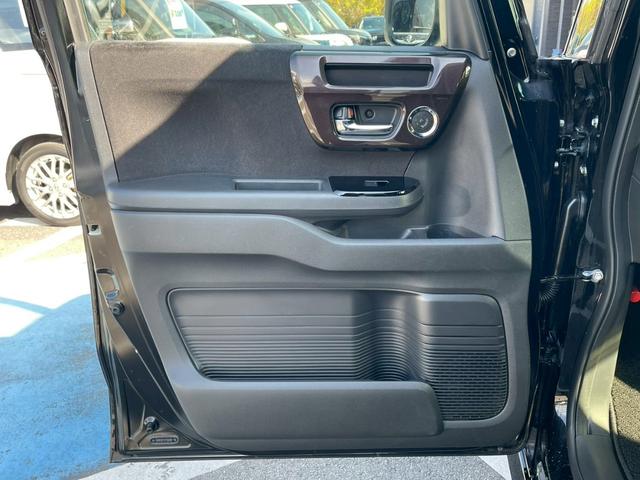 Ｎ－ＢＯＸカスタム 　禁煙車　両側スライドドア　フルフラットシート　バイザー付　障害物センサー　バックカメラ　ＥＴＣ　チップアップシート　ドライブレコーダー　ナビ　ベンチシート　アダプティブクルーズコントロール（36枚目）