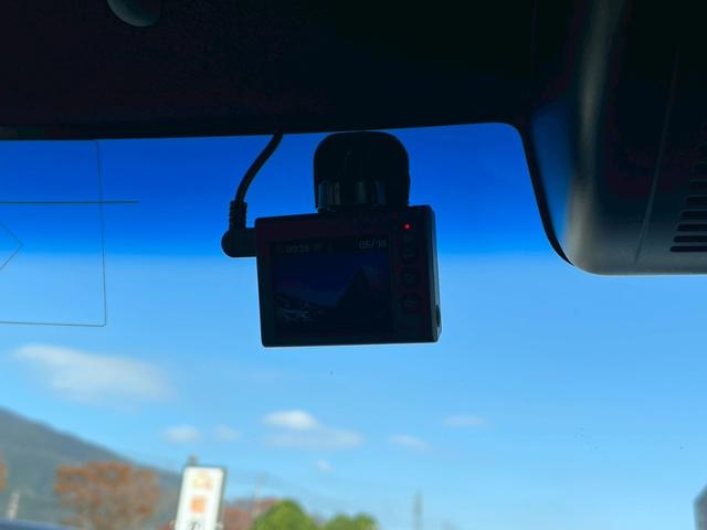 Ｎ－ＢＯＸカスタム 　禁煙車　両側スライドドア　フルフラットシート　バイザー付　障害物センサー　バックカメラ　ＥＴＣ　チップアップシート　ドライブレコーダー　ナビ　ベンチシート　アダプティブクルーズコントロール（76枚目）