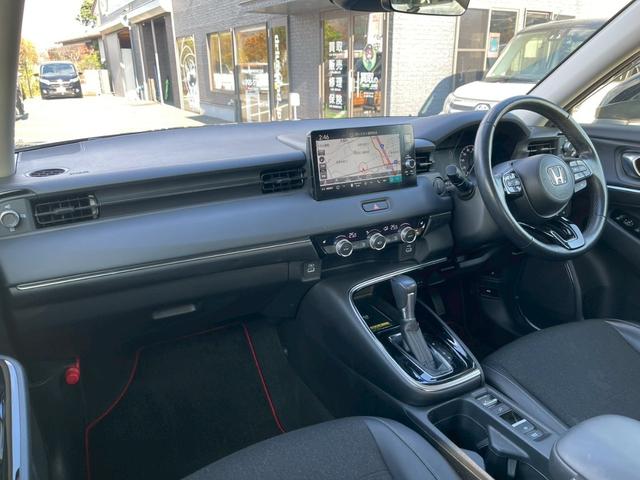 ヴェゼル e:HEV Z 禁煙 純正ナビ フルセグTV バックカメラ 純正前後ドラレコ 障害物センサー パワーバックドア レーダークルーズ ステアリングヒーター ETC2.0 シートヒーター BSM(2枚目)