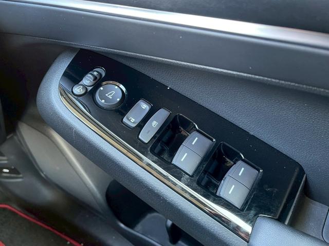 ヴェゼル e:HEV Z 禁煙 純正ナビ フルセグTV バックカメラ 純正前後ドラレコ 障害物センサー パワーバックドア レーダークルーズ ステアリングヒーター ETC2.0 シートヒーター BSM(37枚目)