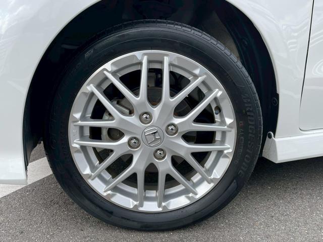 Ｎ－ＢＯＸカスタム Ｌターボ　禁煙　純正ナビ　両側パワースライド　レーダークルーズコントロール　バックカメラ　フルセグＴＶ　前後ドラレコ　ＥＴＣ　サンシェード　パドルシフト　スマートキー　フラットシート　純正アルミホイール（24枚目）