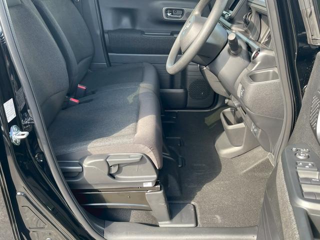 Ｎ－ＢＯＸカスタム 　禁煙車　両側スライドドア　フルフラットシート　シートヒーター　障害物センサー　純正アルミホイール１４インチ　バックカメラ　ＬＥＤヘッドライト　定期点検記録簿　盗難防止システム（13枚目）