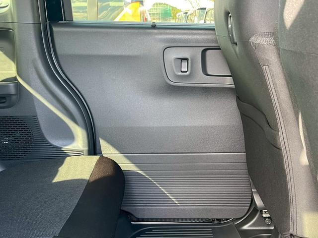 Ｎ－ＢＯＸカスタム 　禁煙車　両側スライドドア　フルフラットシート　シートヒーター　障害物センサー　純正アルミホイール１４インチ　バックカメラ　ＬＥＤヘッドライト　定期点検記録簿　盗難防止システム（69枚目）