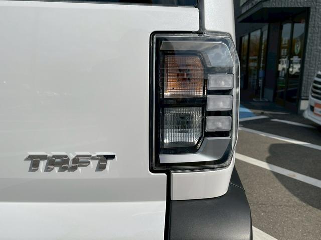 タフト 　禁煙車　障害物センサー　フルセグＴＶ　純正９インチＤオーディオ　全周囲カメラ　レーダークルーズコントロール　シートヒーター　ドラレコ　ＥＴＣ　ＬＥＤヘッドランプ　純正１５インチアルミホイール（16枚目）