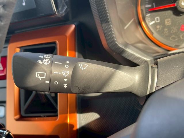 タフト 　禁煙車　障害物センサー　フルセグＴＶ　純正９インチＤオーディオ　全周囲カメラ　レーダークルーズコントロール　シートヒーター　ドラレコ　ＥＴＣ　ＬＥＤヘッドランプ　純正１５インチアルミホイール（25枚目）