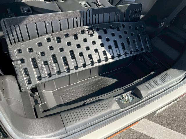 ハスラー 　禁煙車　ワンオーナー　フルフラットシート　シートヒーター　アダプティブクルーズコントロール　横滑り防止装置　障害物センサー　オートマチックハイビーム　ＬＥＤヘッドランプ　定期点検記録簿　盗難防止装置（4枚目）