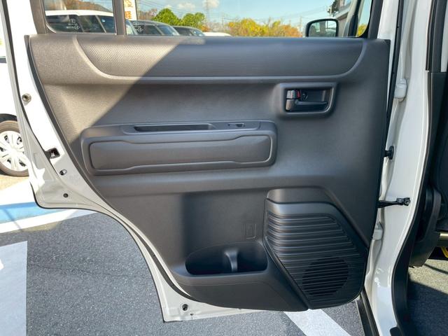 ハスラー 　禁煙車　ワンオーナー　フルフラットシート　シートヒーター　アダプティブクルーズコントロール　横滑り防止装置　障害物センサー　オートマチックハイビーム　ＬＥＤヘッドランプ　定期点検記録簿　盗難防止装置（18枚目）