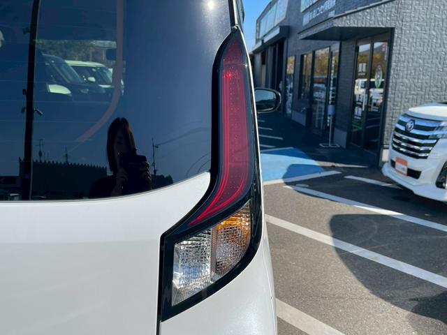 ムーヴ ＲＳ　ディスプレイオーディオ　禁煙　オートクルーズコントロール　電動パーキングブレーキ　ＬＥＤヘッドランプ　両側電動オートスライドドア　カップホルダー　シートヒーター　衝突軽減ブレーキ　スマートキー（8枚目）
