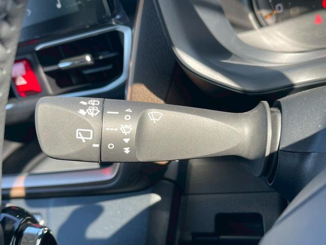 ムーヴ ＲＳ　ディスプレイオーディオ　禁煙　オートクルーズコントロール　電動パーキングブレーキ　ＬＥＤヘッドランプ　両側電動オートスライドドア　カップホルダー　シートヒーター　衝突軽減ブレーキ　スマートキー（33枚目）