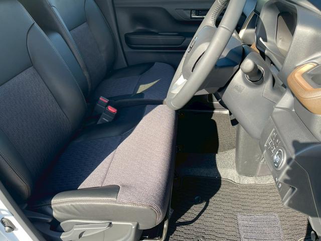 ムーヴ ＲＳ　ディスプレイオーディオ　禁煙　オートクルーズコントロール　電動パーキングブレーキ　ＬＥＤヘッドランプ　両側電動オートスライドドア　カップホルダー　シートヒーター　衝突軽減ブレーキ　スマートキー（66枚目）