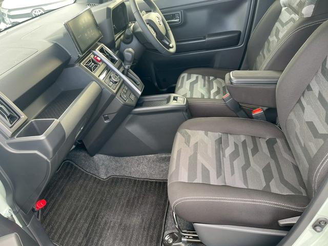 タフト Ｇ　ダーククロムベンチャー　禁煙　ＬＥＤライト　　ディスプレイオーディオ　レーンキープアシスト　バックカメラ　オートマチックハイビーム　スマートキー　プッシュスタート　シートヒーター　サンルーフ　ルーフレール（31枚目）