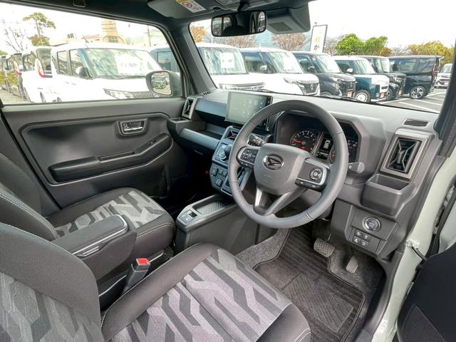 タフト Ｇ　ダーククロムベンチャー　禁煙　ＬＥＤライト　　ディスプレイオーディオ　レーンキープアシスト　バックカメラ　オートマチックハイビーム　スマートキー　プッシュスタート　シートヒーター　サンルーフ　ルーフレール（47枚目）