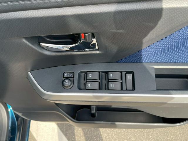 ルーミー 禁煙車 両側電動スライドドア フルフラットシート ドライブレコーダー Bluetooth接続 バイザー付 障害物センサー ウォークスルー フルセグTV ETC バックカメラ 盗難防止装置 クルコン(34枚目)