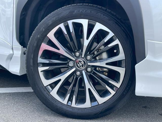 ヤリスクロス ハイブリッドＺ　禁煙車　全周囲カメラ　パワーシート　レーダークルーズコントロール　障害物センサー　シートヒーター　前後ドラレコ　ＥＴＣ　フルセグＴＶ　スマートキー　ハーフレザー　フラットシート　純正アルミホイール（8枚目）