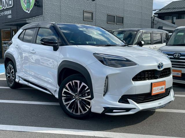 ヤリスクロス ハイブリッドＺ　禁煙車　全周囲カメラ　パワーシート　レーダークルーズコントロール　障害物センサー　シートヒーター　前後ドラレコ　ＥＴＣ　フルセグＴＶ　スマートキー　ハーフレザー　フラットシート　純正アルミホイール（19枚目）