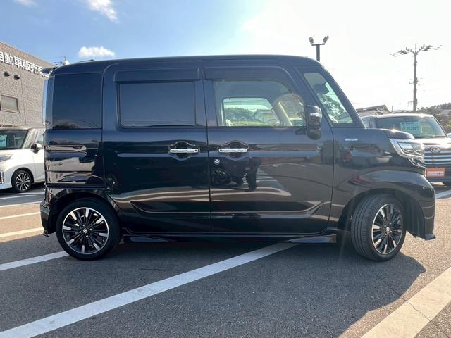 スペーシアカスタム ハイブリッドＸＳ　禁煙車　ワンオーナー　両側パワースライド　障害物センサー　全周囲カメラ　シートヒーター　ドラレコ　フルセグＴＶ　スマートキー　フルフラットシート　ベンチシート　助手席シートアンダーボックス　バイザー（2枚目）