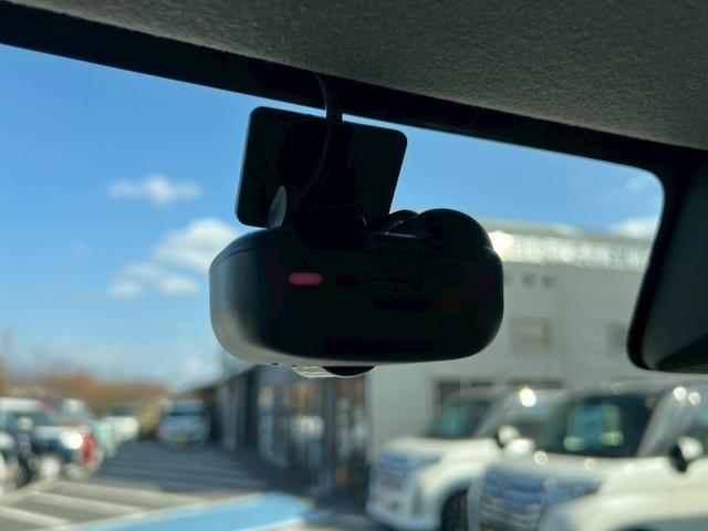 スペーシアカスタム ハイブリッドＸＳ　禁煙車　ワンオーナー　両側パワースライド　障害物センサー　全周囲カメラ　シートヒーター　ドラレコ　フルセグＴＶ　スマートキー　フルフラットシート　ベンチシート　助手席シートアンダーボックス　バイザー（24枚目）