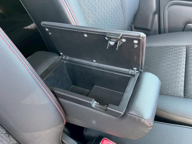 スペーシアカスタム ハイブリッドＸＳ　禁煙車　ワンオーナー　両側パワースライド　障害物センサー　全周囲カメラ　シートヒーター　ドラレコ　フルセグＴＶ　スマートキー　フルフラットシート　ベンチシート　助手席シートアンダーボックス　バイザー（26枚目）