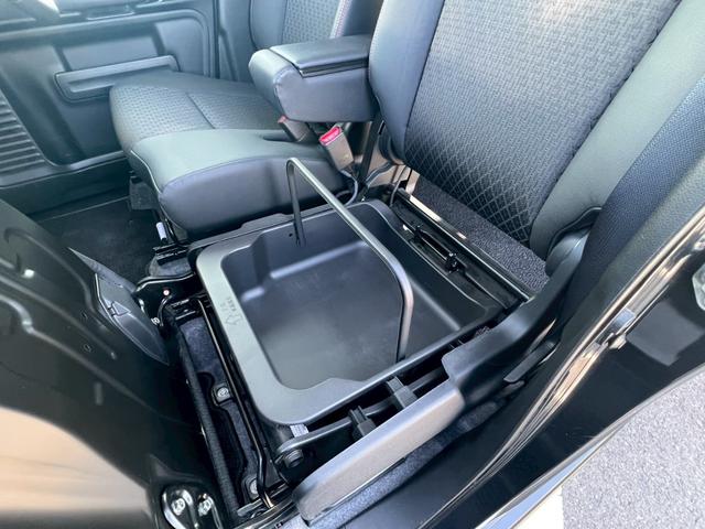 スペーシアカスタム ハイブリッドＸＳ　禁煙車　ワンオーナー　両側パワースライド　障害物センサー　全周囲カメラ　シートヒーター　ドラレコ　フルセグＴＶ　スマートキー　フルフラットシート　ベンチシート　助手席シートアンダーボックス　バイザー（58枚目）