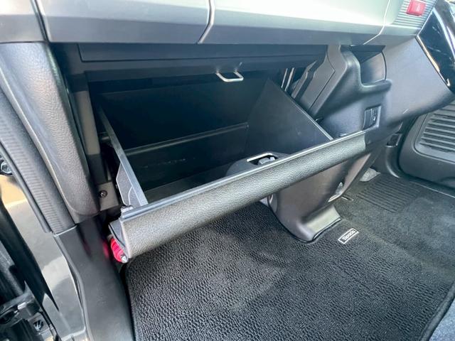 スペーシアカスタム ハイブリッドＸＳ　禁煙車　ワンオーナー　両側パワースライド　障害物センサー　全周囲カメラ　シートヒーター　ドラレコ　フルセグＴＶ　スマートキー　フルフラットシート　ベンチシート　助手席シートアンダーボックス　バイザー（63枚目）