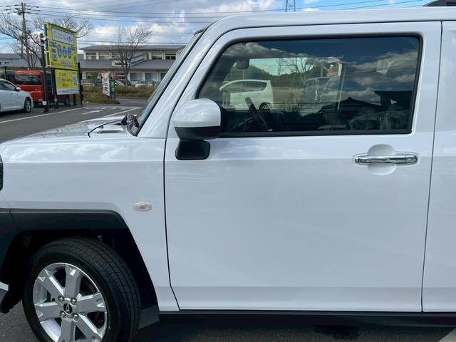 タフト G クロムベンチャー 禁煙車 障害物センサー バックカメラ レーダークルーズコントロール シートヒーター スマートキー フルフラットシート サンルーフ LEDヘッドランプ フロントフォグランプ 純正アルミ ルーフレール(24枚目)