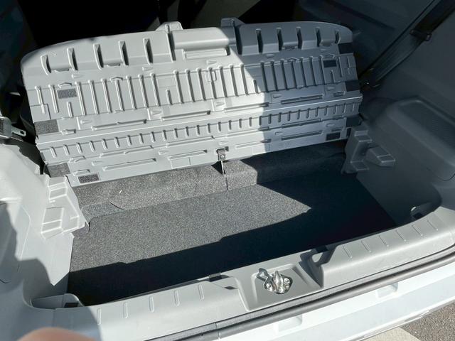 タフト G クロムベンチャー 禁煙車 障害物センサー バックカメラ レーダークルーズコントロール シートヒーター スマートキー フルフラットシート サンルーフ LEDヘッドランプ フロントフォグランプ 純正アルミ ルーフレール(45枚目)