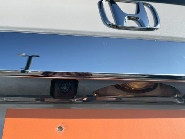 Ｎ－ＢＯＸ Ｌ　コーディネートスタイル　禁煙車　両側電動スライドドア　前後ドラレコ　バックカメラ　フルフラットシート　障害物センサー　ＥＴＣ　メモリーナビ　ｂｌｕｅｔｏｏｔｈ接続　ベンチシート　バイザー付　純正フロアマット　フルセグＴＶ（7枚目）