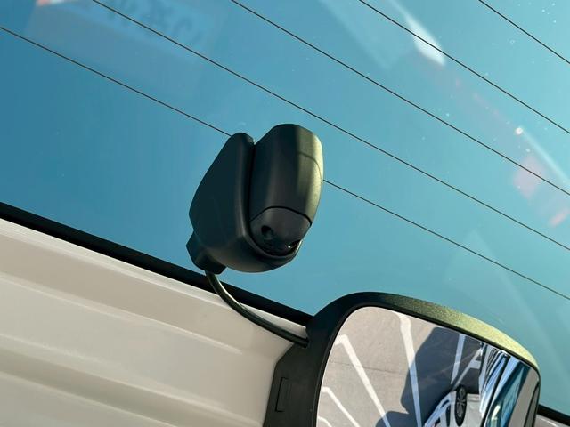 Ｎ－ＢＯＸ Ｌ　コーディネートスタイル　禁煙車　両側電動スライドドア　前後ドラレコ　バックカメラ　フルフラットシート　障害物センサー　ＥＴＣ　メモリーナビ　ｂｌｕｅｔｏｏｔｈ接続　ベンチシート　バイザー付　純正フロアマット　フルセグＴＶ（25枚目）