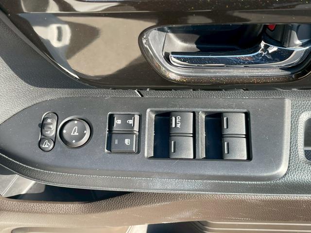 Ｎ－ＢＯＸ Ｌ　コーディネートスタイル　禁煙車　両側電動スライドドア　前後ドラレコ　バックカメラ　フルフラットシート　障害物センサー　ＥＴＣ　メモリーナビ　ｂｌｕｅｔｏｏｔｈ接続　ベンチシート　バイザー付　純正フロアマット　フルセグＴＶ（31枚目）